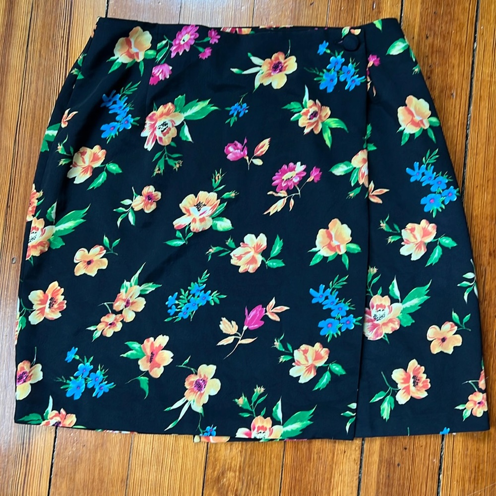 90s Wrap floral Skirt